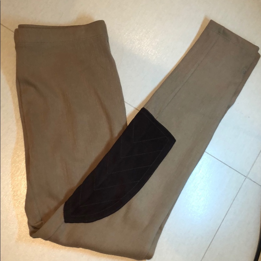 Ralph Lauren tan Legging with suede patch. Medium.